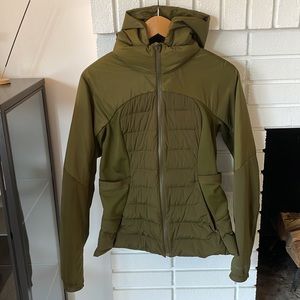 Lululemon Down For It All Jacket Moss Green - 10